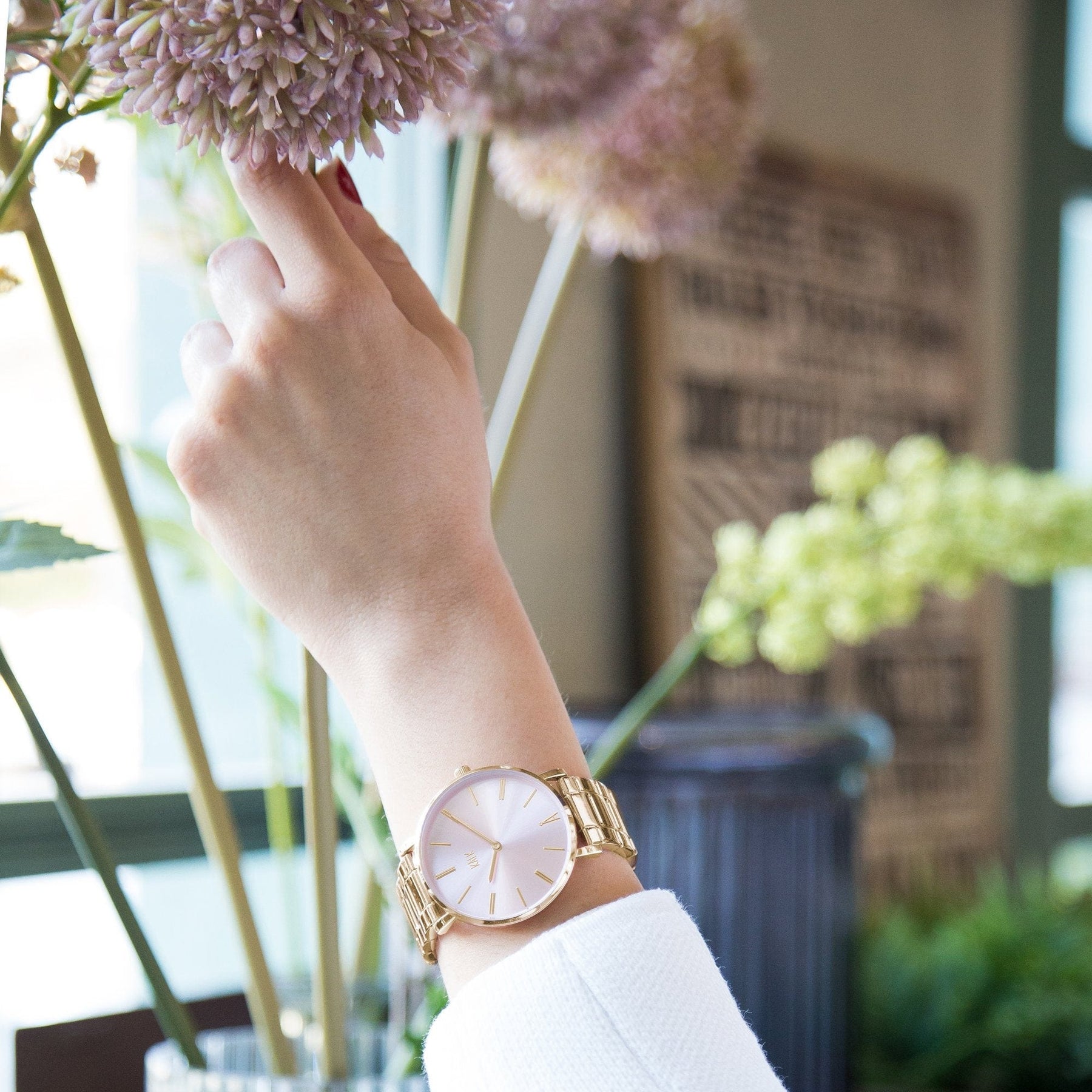 Classy Gold / Light Pink Watch