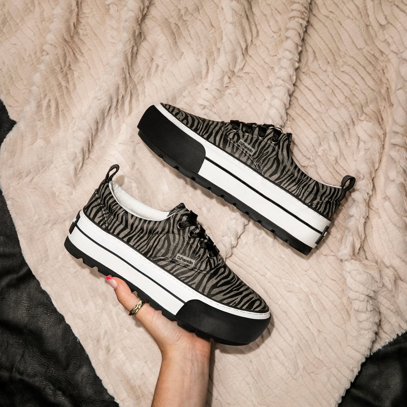 Eclipse Platform Zebra Black
