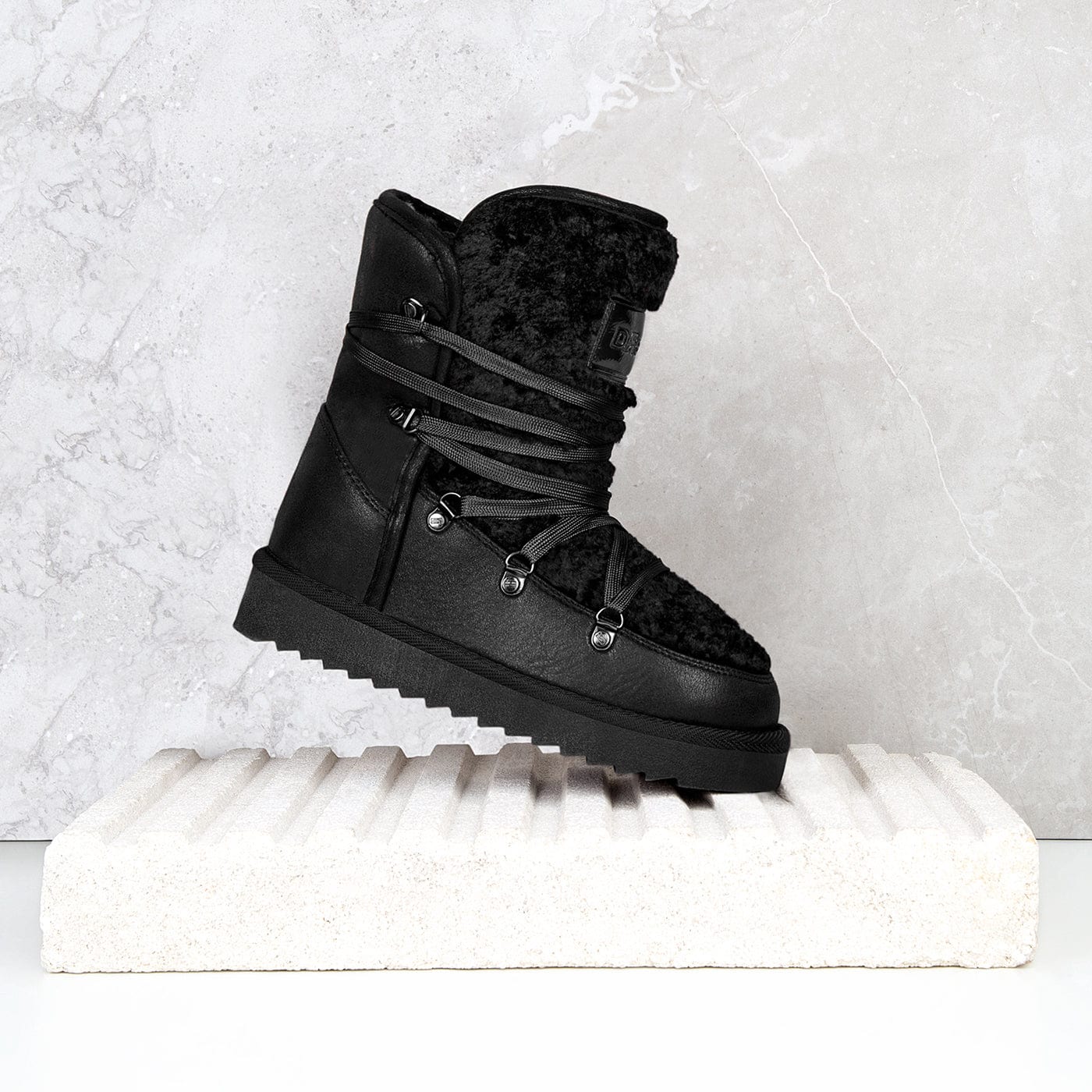 Nordic Fur Black
