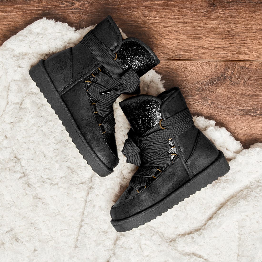 Nordic Shiny Black