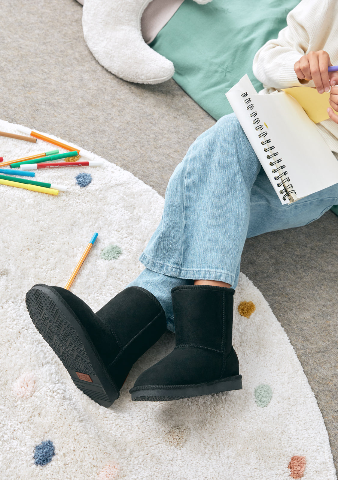 Botas Australianas Logo Water Repellent Negro