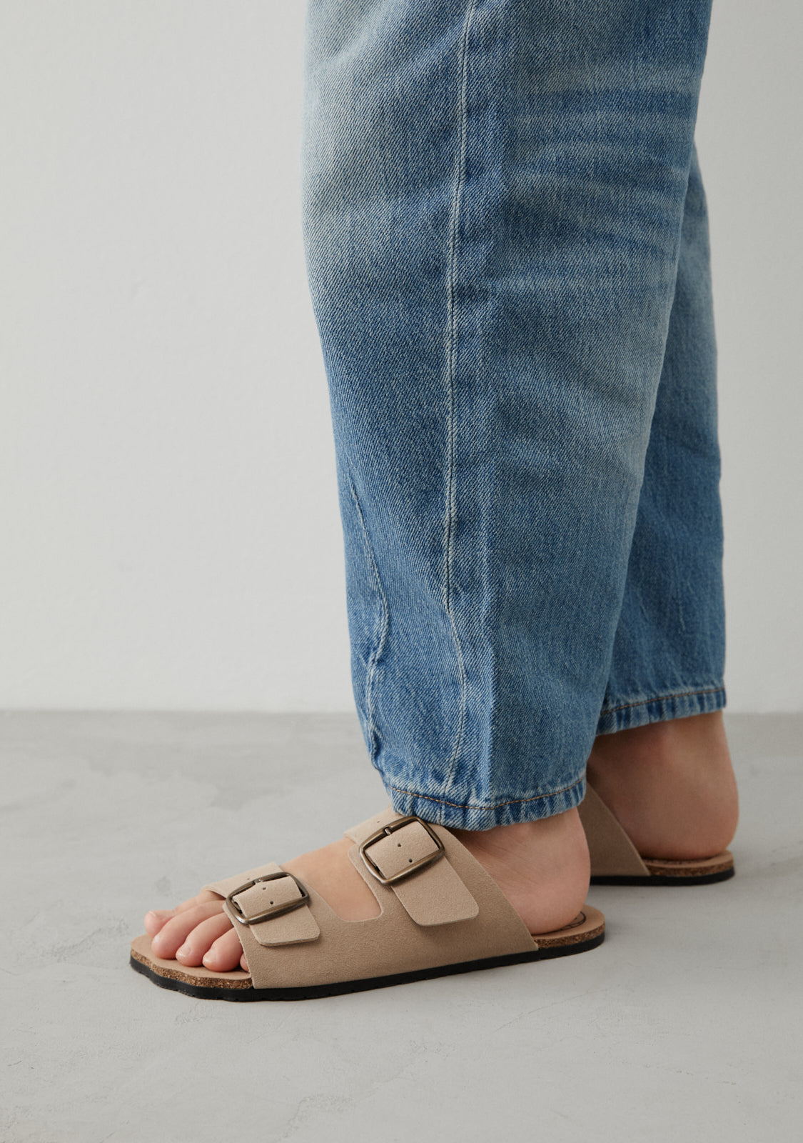 Sand Buckles Barefoot Goflex Sandals