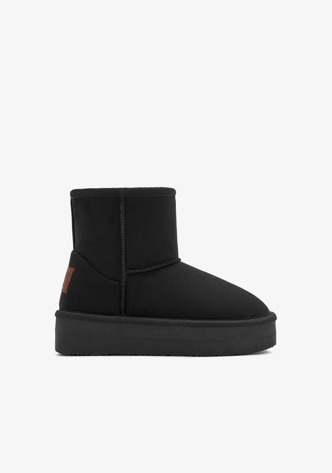 Black Australian Boots Water Repellent