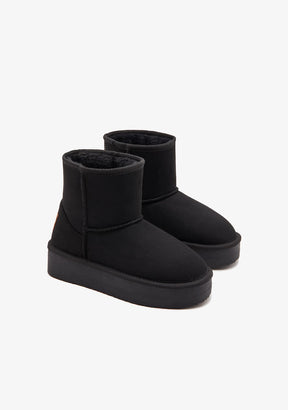 Black Australian Boots Water Repellent