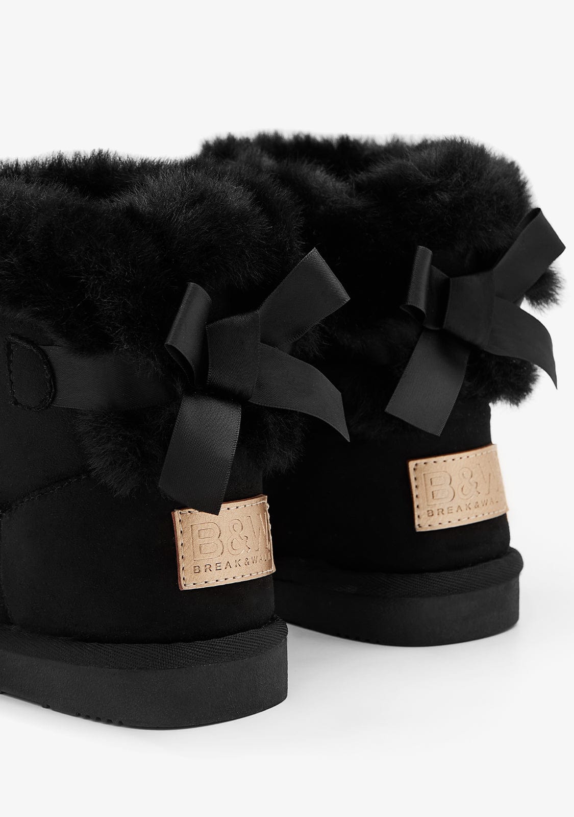 Black Bow Fur Australian Boots Water Repellent