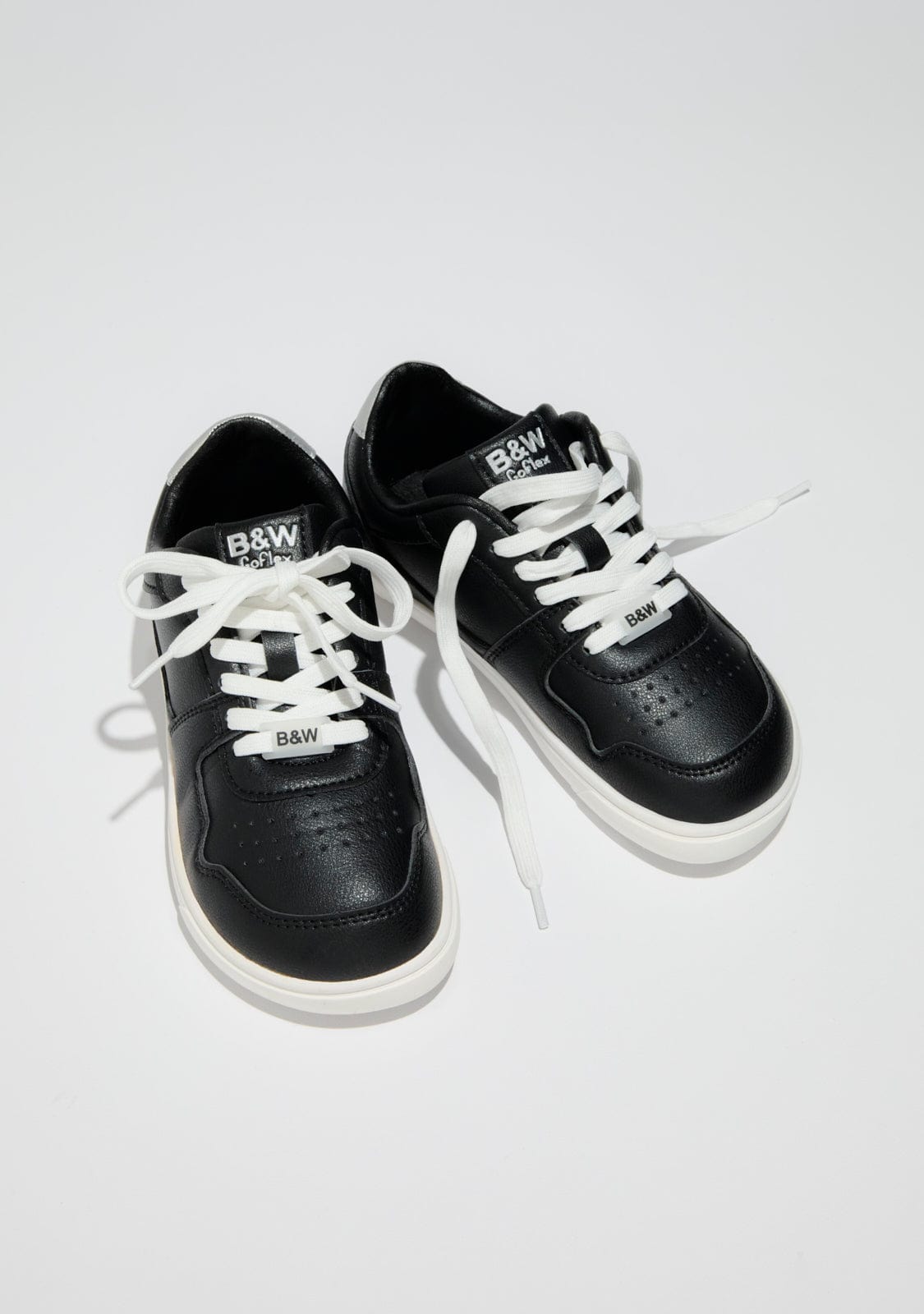Black Goflex Respectful Low Sneakers