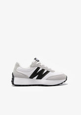 SNEAKERS BLACK / WHITE
