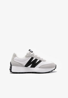 SNEAKERS BLACK / WHITE
