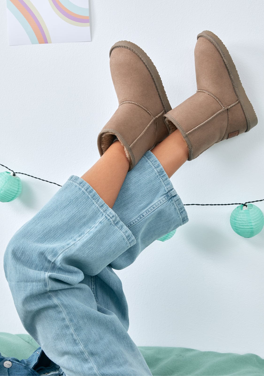 Taupe Logo Australian Boots Water Repellent