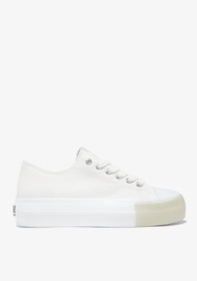 White Basic Sneakers Canvas