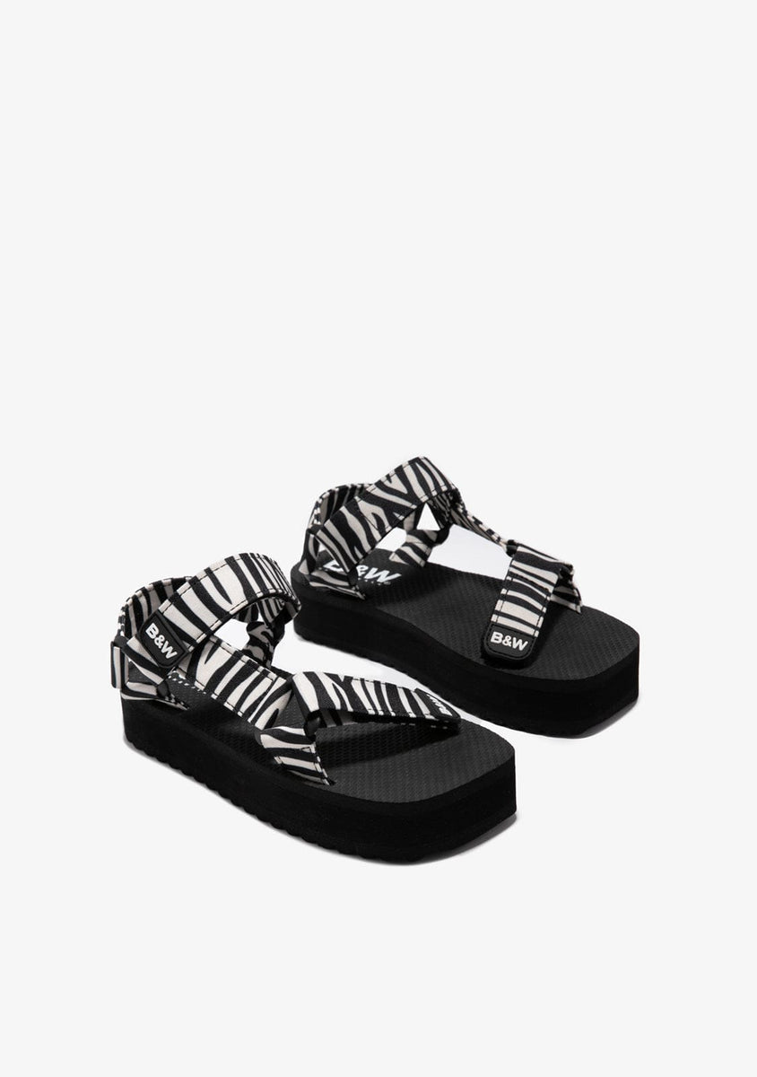 サイズ1 BLACK EYE PATCH ZEBRA SUBU SANDALS 2025年最新】BLACKEYEpatch subuの人気アイテム - メルカリ