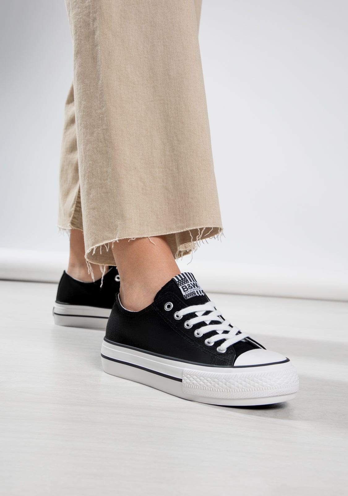 Black Platform Basic Sneakers