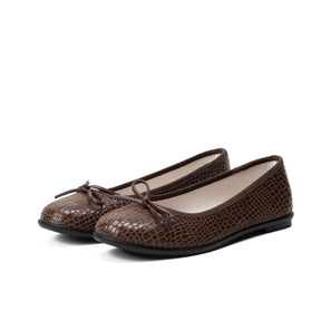 Flats Harmon Brown