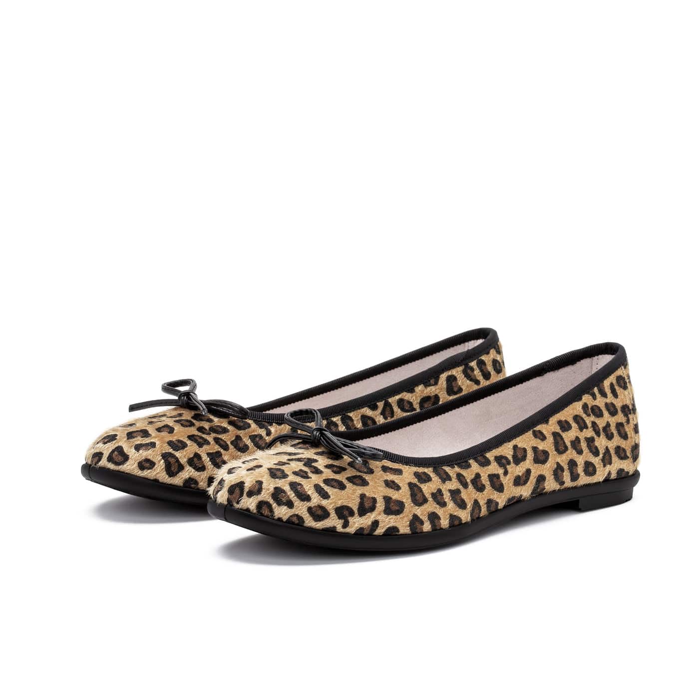 Flats Harmon Leo