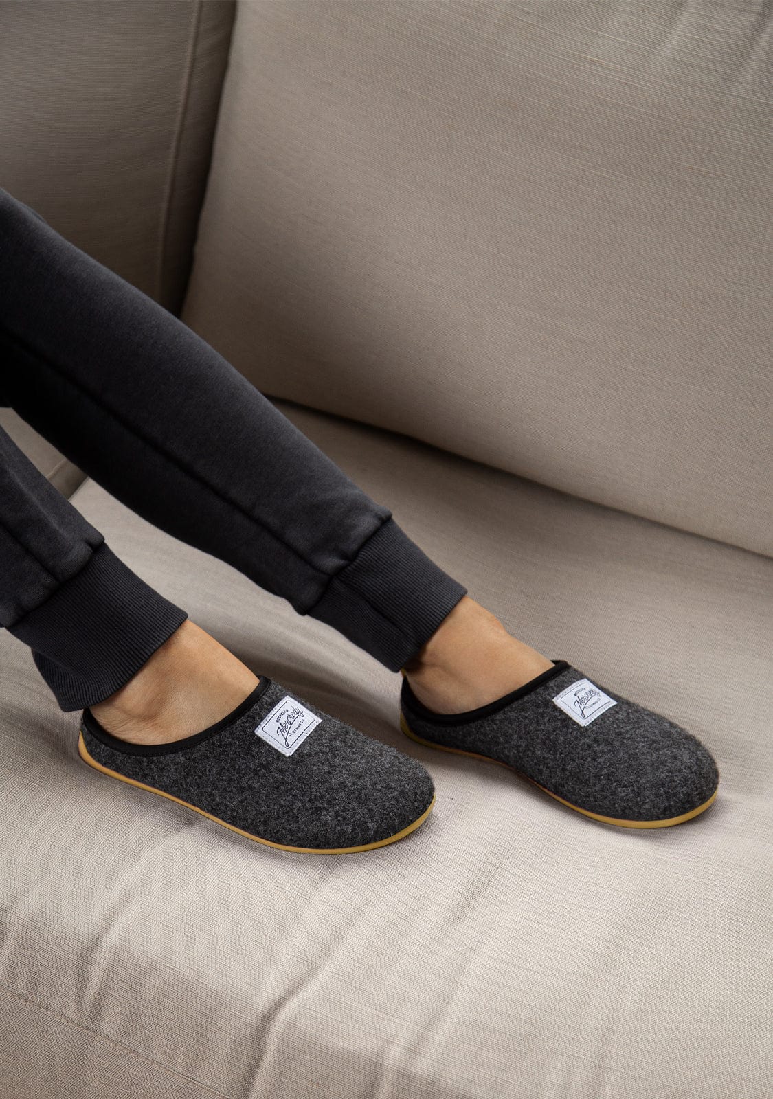 Mercredy Slipper Black / Yellow