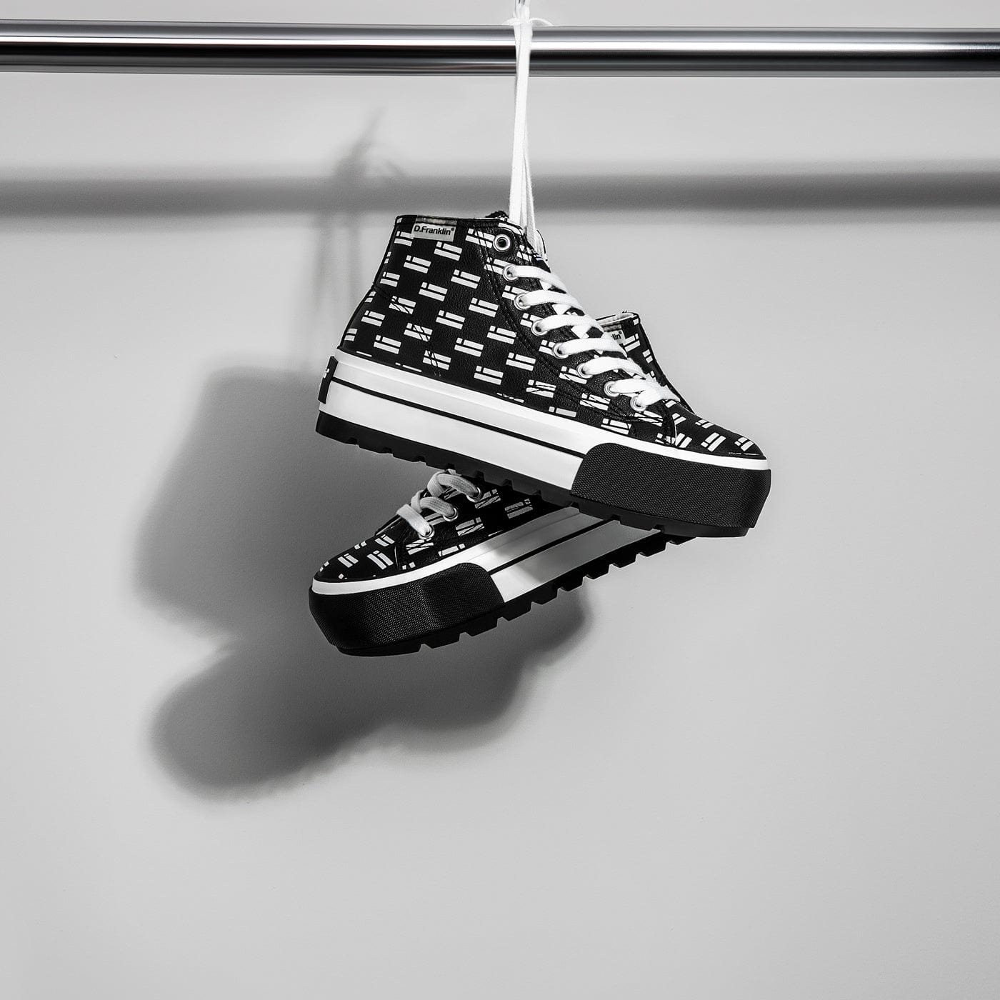 One Way Platform DF Flag Black