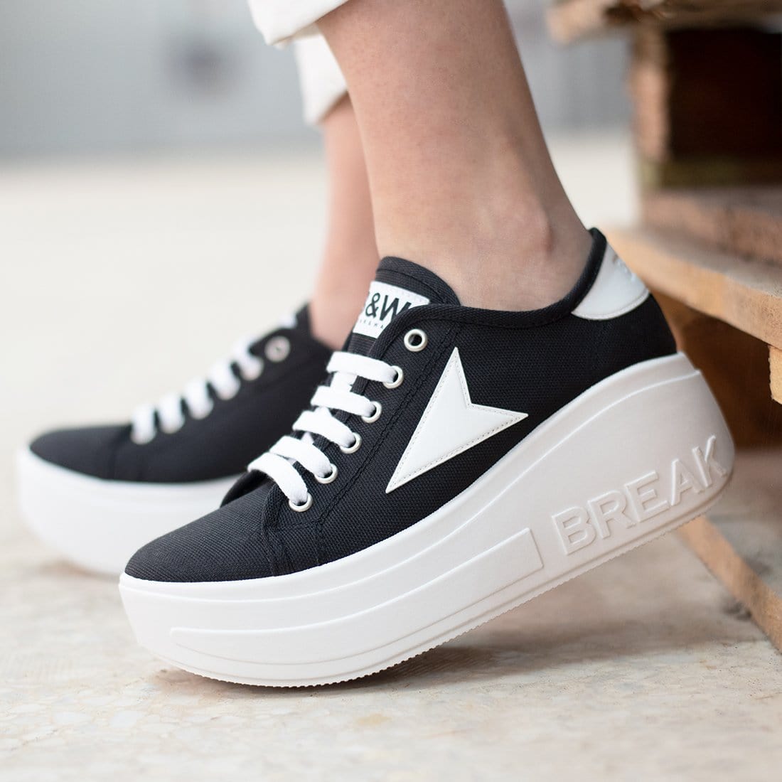 Sneakers Wicker Platform Black